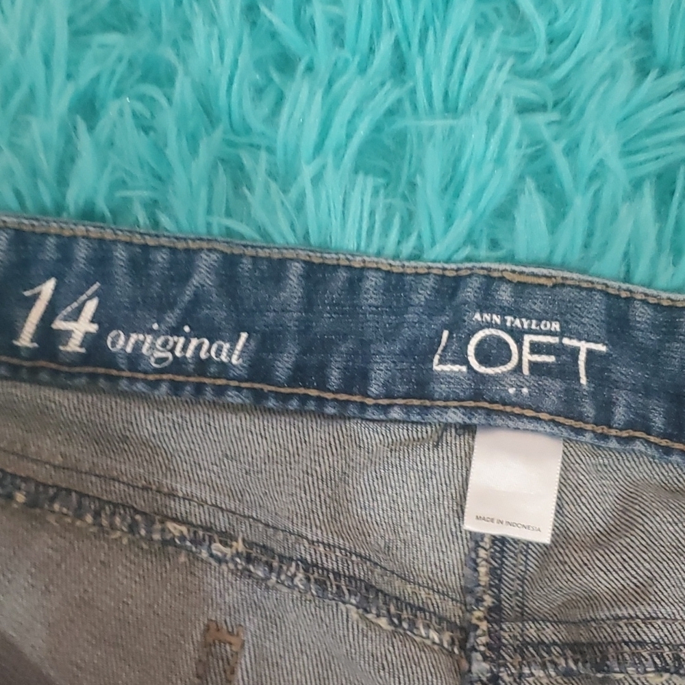 Loft Denim Cuffed Shorts - Picture 3 of 3